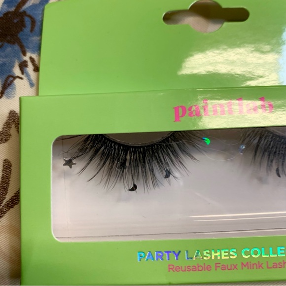 💜 Paint Lab Star and Moon False Eyelashes - Picture 7 of 10